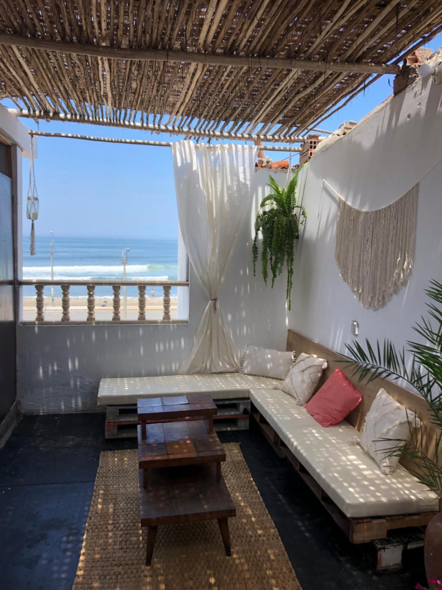 Pointbreak Surf Camp Hostel Хуанчако Екстериор снимка