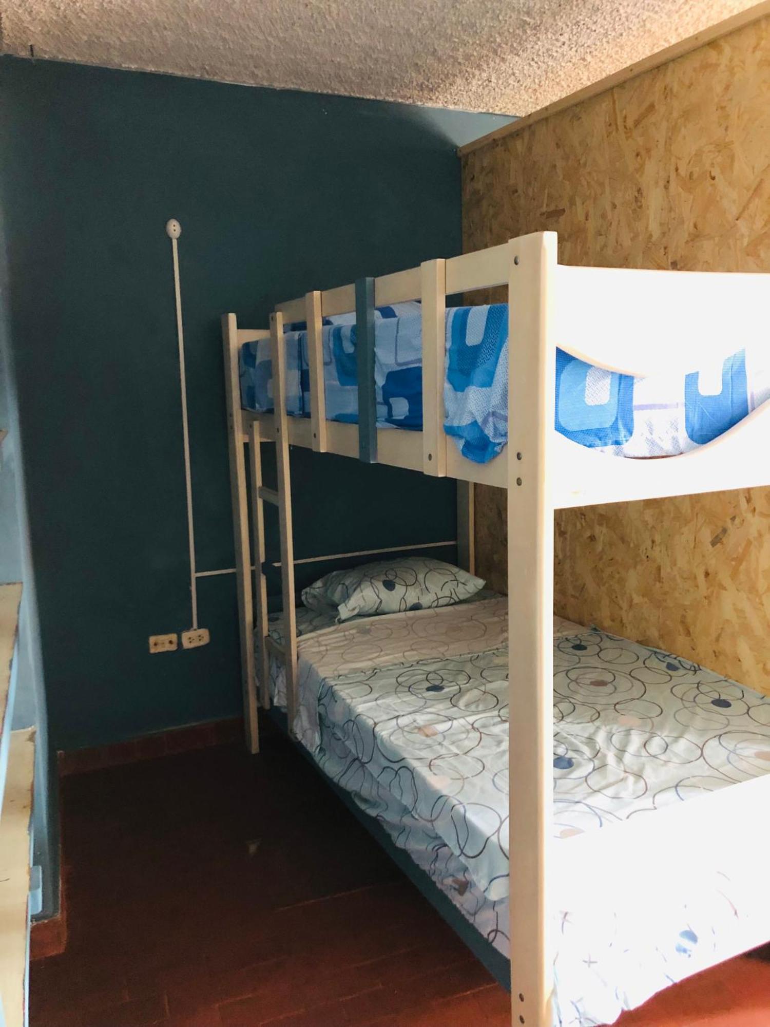 Pointbreak Surf Camp Hostel Хуанчако Екстериор снимка