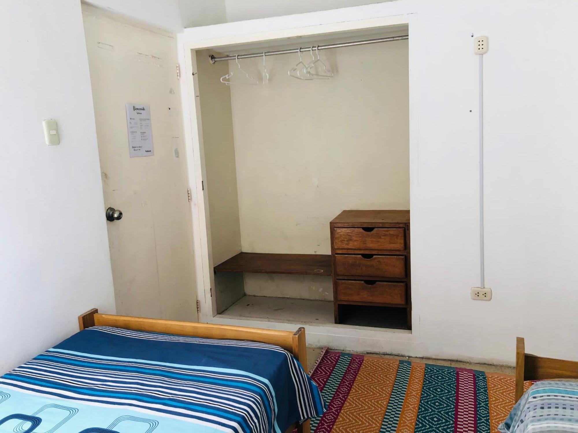 Pointbreak Surf Camp Hostel Хуанчако Стая снимка